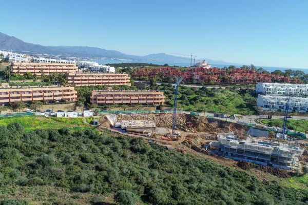 Off-plan property investment in Spain: lower entry prices, staged payments, legal protections. Expert guidance for international investors on the Costa del Sol.